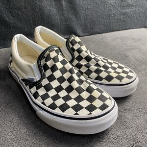Vans Classic Checker Checkerboard Slip On Sneaker Black White Women’s 7.5 M6 US